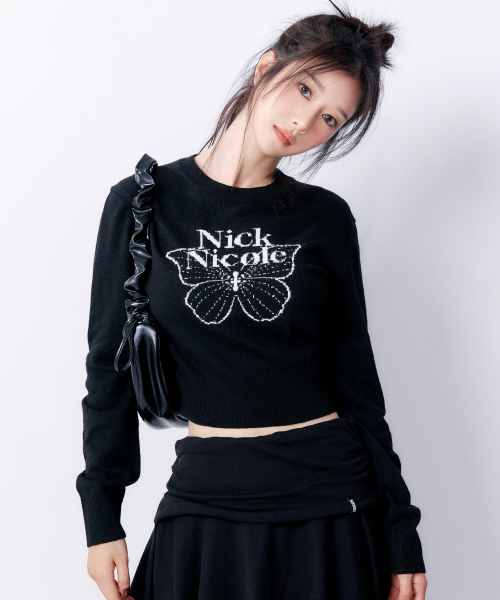 NICK&NICOLE(ニックアンドニコール)の「CASHMERE BUTTERFLY SIGNATURE CROP KNIT_BLACK(ニット/セーター・レディース・その他・FREE)」の2枚目の写真