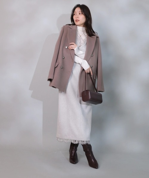 Apuweiser-riche（アプワイザーリッシェ）の「Ｗボタンジャコット（ダウンジャケット/コート・レディース・グレイッシュベージュ/ブラック/モカ・1/2）」の10枚目の写真