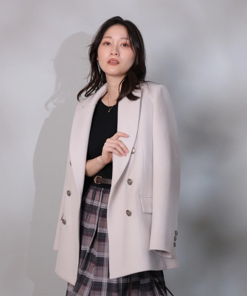 Apuweiser-riche（アプワイザーリッシェ）の「Ｗボタンジャコット（ダウンジャケット/コート・レディース・グレイッシュベージュ/ブラック/モカ・1/2）」の16枚目の写真