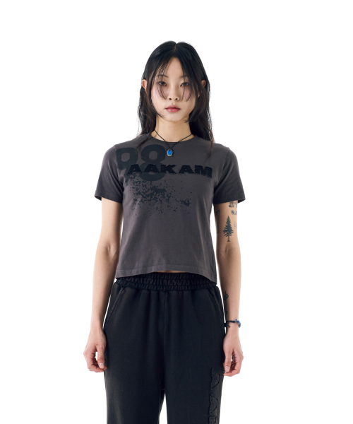 AAKAM（アーカム）の「98 Printed Half Top (Dark Gray)（Tシャツ/カットソー・レディース・その他・1/2/3/WOMENS）」の5枚目の写真