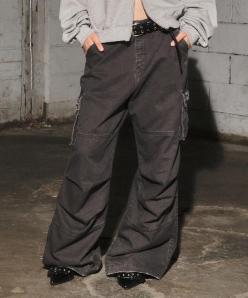 Midnight Move(ミッドナイトムーブ)の「vt cargo pants (dark grey)(その他パンツ・レディース・その他・SMALL/MEDIUM)」の4枚目の写真