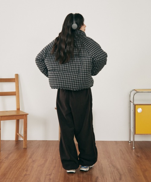 MERLOT（メルロー）の「チェック中綿ブルゾン（ダウンジャケット/コート・レディース・ブラック/ネイビー・FREE）」の10枚目の写真
