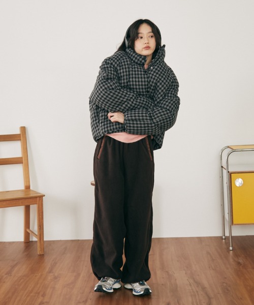 MERLOT（メルロー）の「チェック中綿ブルゾン（ダウンジャケット/コート・レディース・ブラック/ネイビー・FREE）」の8枚目の写真