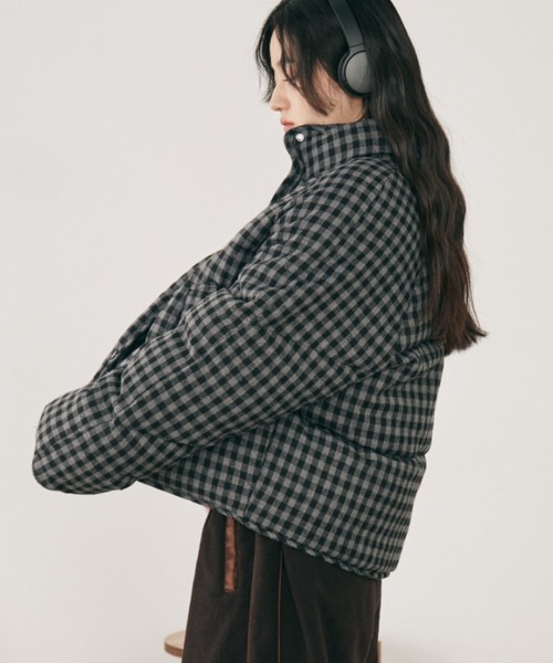 MERLOT（メルロー）の「チェック中綿ブルゾン（ダウンジャケット/コート・レディース・ブラック/ネイビー・FREE）」の6枚目の写真