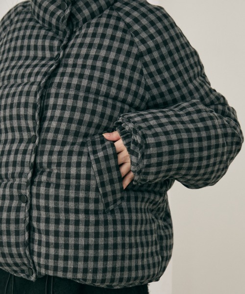 MERLOT（メルロー）の「チェック中綿ブルゾン（ダウンジャケット/コート・レディース・ブラック/ネイビー・FREE）」の18枚目の写真