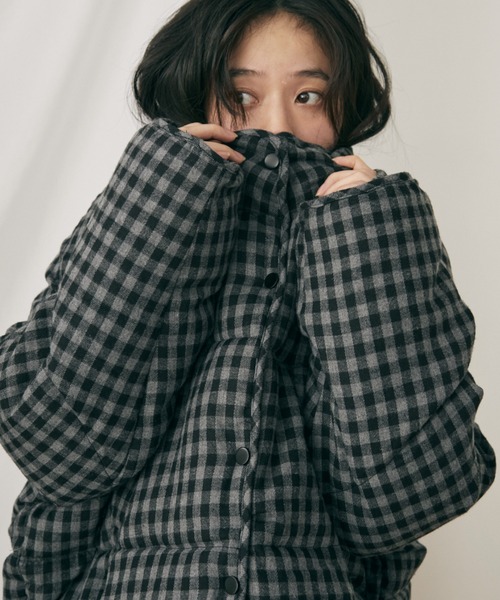 MERLOT（メルロー）の「チェック中綿ブルゾン（ダウンジャケット/コート・レディース・ブラック/ネイビー・FREE）」の3枚目の写真