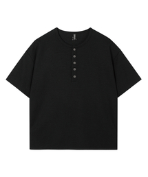 WESLEYHYUSTON（ウェズリーユーストン）の「W metal button henley neck knit black（Tシャツ/カットソー）」