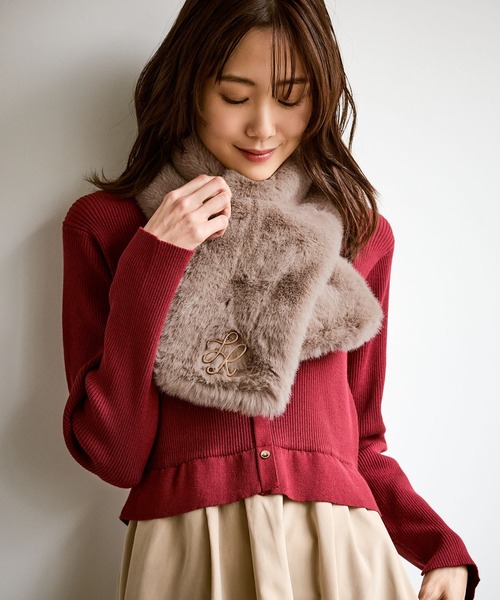 ROPE' PICNIC（ロペピクニック）の「ブローチ付きフェイクファーティペット（マフラー・レディース・グレー/ブラウン/キナリ・FREE）」の3枚目の写真