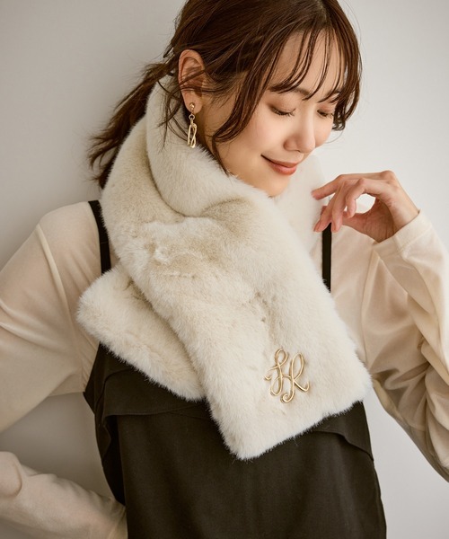 ROPE' PICNIC（ロペピクニック）の「ブローチ付きフェイクファーティペット（マフラー・レディース・グレー/ブラウン/キナリ・FREE）」の2枚目の写真