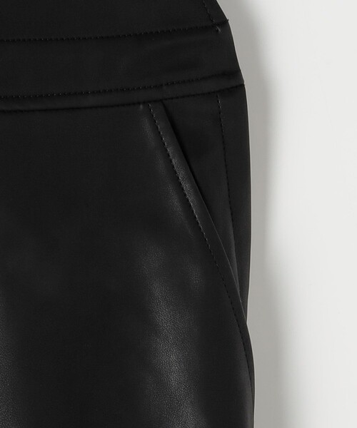 MACPHEE(マカフィー)の「レザーライク サロペット(サロペット/オーバーオール・レディース・ブラック・36/34)」の9枚目の写真