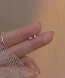 YU-KA:スクエアミニスタッドピアス square mini stud pierce