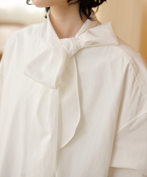 LAULEN（ローレン）の「cotton cropped tie blouse /コットンリボンクロップドタイブラウス（シャツ/ブラウス・レディース・ブラック/ホワイト・FREE）」の7枚目の写真