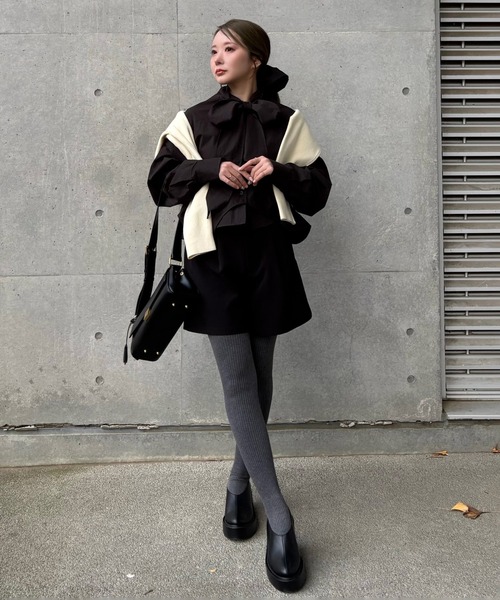 LAULEN（ローレン）の「cotton cropped tie blouse /コットンリボンクロップドタイブラウス（シャツ/ブラウス・レディース・ブラック/ホワイト・FREE）」の13枚目の写真