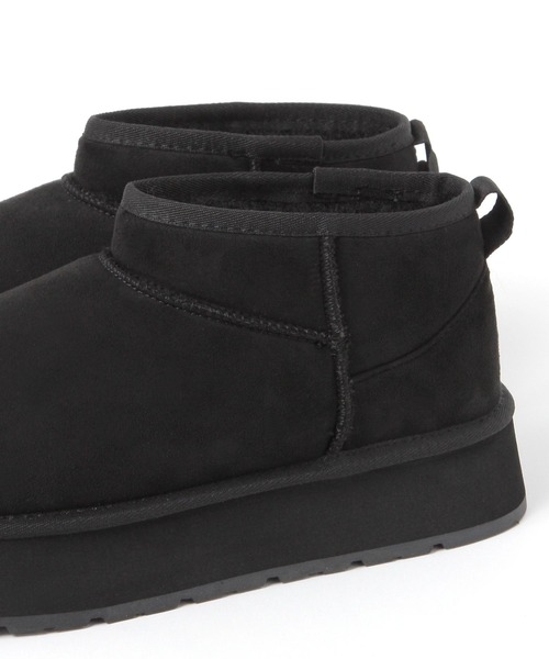 LEPSIM（レプシィム）の「フェイクムートン厚底ブーツ　608843（ブーツ・レディース・ベージュ/ブラック・LARGE/MEDIUM）」の18枚目の写真