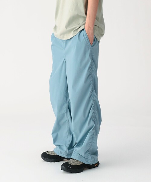 BEAMS（ビームス）の「【ワイドストレートフィット】パッカリング イージーパンツ（その他パンツ・メンズ・ブラック/グリーン系その他/ブルー系その他・M/S/L/XL）」の3枚目の写真