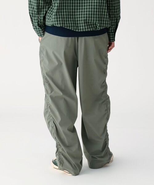 BEAMS（ビームス）の「【ワイドストレートフィット】パッカリング イージーパンツ（その他パンツ・メンズ・ブラック/グリーン系その他/ブルー系その他・M/S/L/XL）」の13枚目の写真