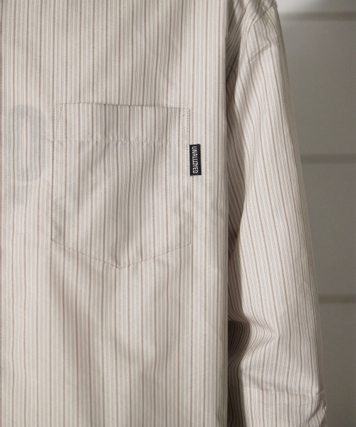 UNALLOYED（アナロイド）の「レイヤードカフスストライプシャツ / ベージュ（シャツ/ブラウス・メンズ・その他・MEDIUM/LARGE）」の7枚目の写真