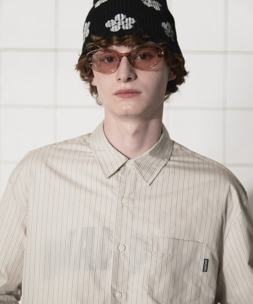 UNALLOYED（アナロイド）の「レイヤードカフスストライプシャツ / ベージュ（シャツ/ブラウス・メンズ・その他・MEDIUM/LARGE）」の11枚目の写真