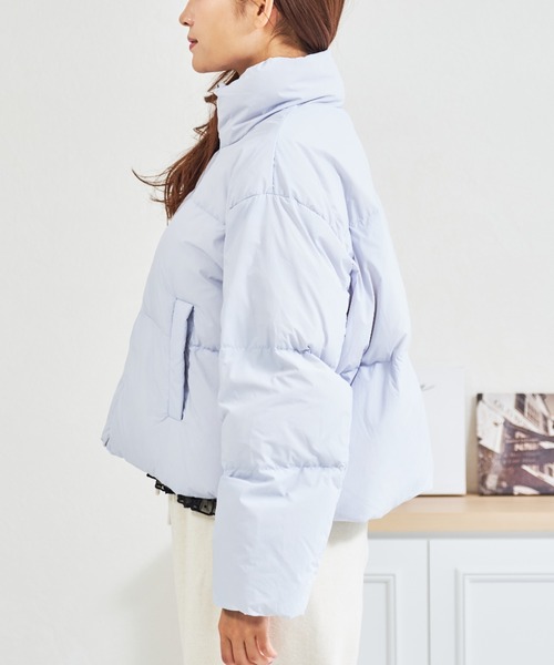 MISCH MASCH（ミッシュマッシュ）の「ZOZO限定 ボリュームショートダウン（ダウンジャケット/コート・レディース・アイボリー/ブルー・ﾌﾘ-）」の6枚目の写真