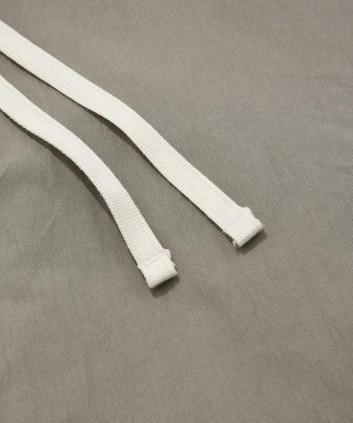 COVERNAT(カバーナット)の「コットンフードパーカージャケットベージュ(ナイロンジャケット・レディース・その他・SMALL/MEDIUM/LARGE/XX-LARGE/X-LARGE)」の6枚目の写真