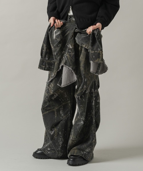 CASPER JOHN(キャスパージョン)の「Tree camo paleo tuck pants/ツリーカモパレオタックパンツ(その他パンツ・メンズ・グレー/ブラック/ベージュ・LARGE/MEDIUM/SMALL/X-SMALL)」の5枚目の写真