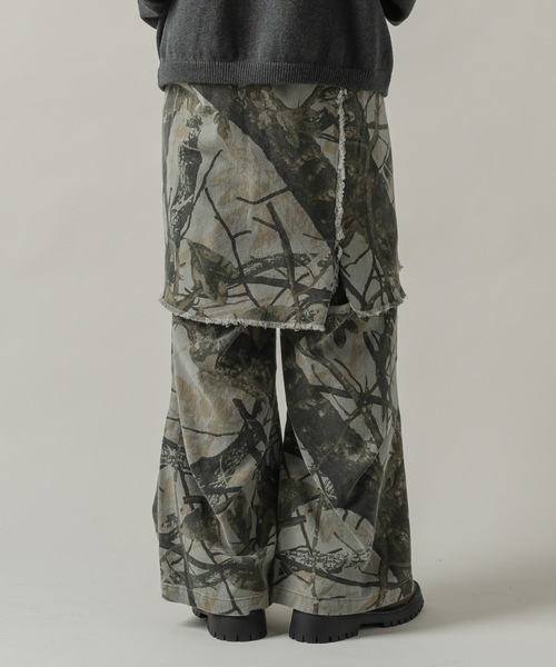 CASPER JOHN(キャスパージョン)の「Tree camo paleo tuck pants/ツリーカモパレオタックパンツ(その他パンツ・メンズ・グレー/ブラック/ベージュ・LARGE/MEDIUM/SMALL/X-SMALL)」の13枚目の写真