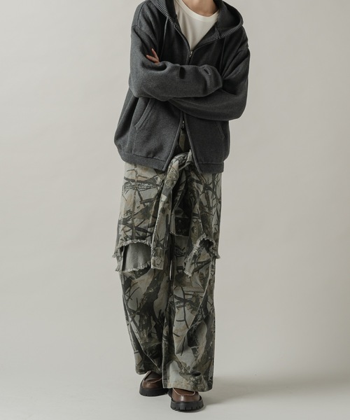 CASPER JOHN(キャスパージョン)の「Tree camo paleo tuck pants/ツリーカモパレオタックパンツ(その他パンツ・メンズ・グレー/ブラック/ベージュ・LARGE/MEDIUM/SMALL/X-SMALL)」の15枚目の写真