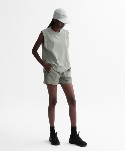 MENASOO（ミナス）の「VENODE Small Track Logo Active Sleeve_Beige（Tシャツ/カットソー・レディース・Beige・1/2）」の7枚目の写真