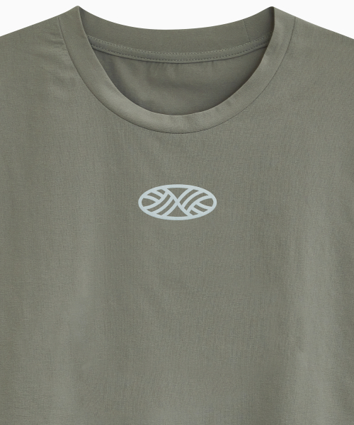 MENASOO（ミナス）の「VENODE Small Track Logo Active Sleeve_Beige（Tシャツ/カットソー・レディース・Beige・1/2）」の12枚目の写真