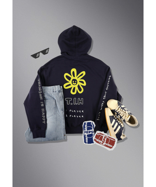 OURPOCKETS（アワーポケッツ）の「トンプソンビレッジ ハッピーフラワースウェットフードパーカー (ネイビー)（パーカー・レディース・ネイビー・MEDIUM/X-LARGE）」の3枚目の写真