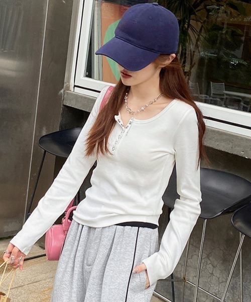 Miniministore（ミニミニストア）の「カップ付きリブニットトップス暖かインナー（Tシャツ/カットソー・レディース・ダークパープル/ブラック/キャメル/ワインレッド/ホワイト/ベージュ/ミント・FREE）」の13枚目の写真