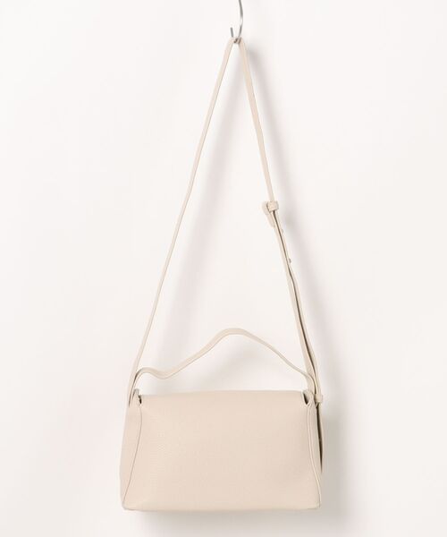 NiiNa(ニーナ)の「【 NiiNa / ニーナ 】高品質レザー2WAYミニハンドバッグ(ハンドバッグ・レディース・グレイッシュベージュ/ブラック/ホワイト・FREE)」の9枚目の写真