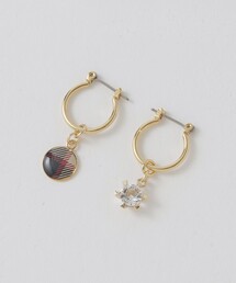 CB CRESTBRIDGE（シービークレストブリッジ）の「トゥインクルチャームピアス（ピアス（両耳用））」