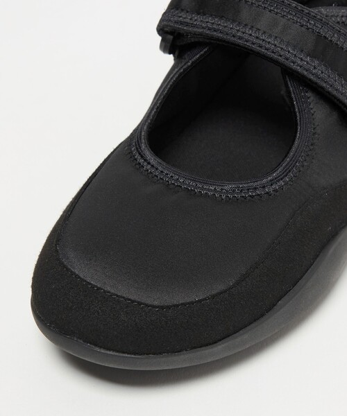 ODETTE E ODILE（オデットエオディール）の「ベルクロメリージェーン フラット10（バレエシューズ・レディース・オフホワイト/オリーブ/ブラック/ロイヤルブルー・24.5cm/24cm/23.5cm/23cm/22.5cm）」の20枚目の写真