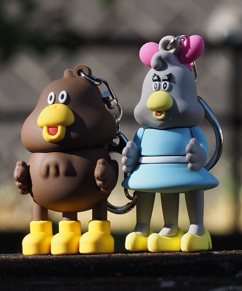 FREAK'S STORE（フリークスストア）の「DUCKROW DEPART/ダックローデパート DUCMICO FIGURE KEYHOLDER フィギュアキーホルダー（キーホルダー・メンズ・ブルー/レッド・ONE SIZE）」の21枚目の写真