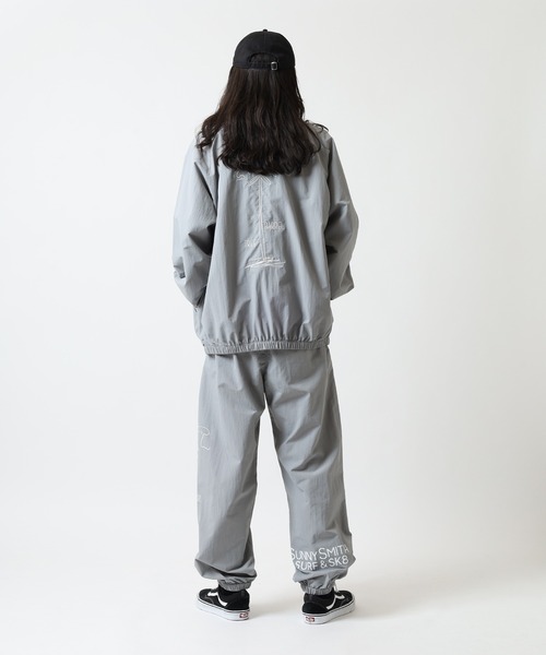 Sunny Smith(サニースミス)の「SUNNY SMITH コットンライク ナイロン ヤシの木柄プリント イージーパンツ(その他パンツ・メンズ・グレー/チャコール・M/L)」の20枚目の写真