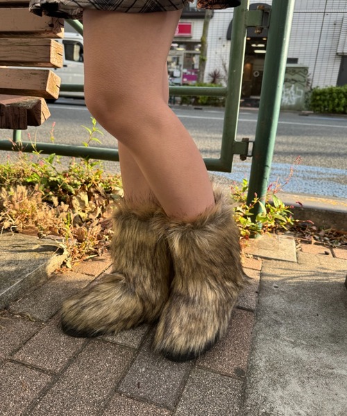 DAESE TOKYO(デセトウキョウ)の「『DAESE TOKYO/デセトウキョウ』ファーブーツ(ブーツ・レディース・カーキ/ブラック・25/24)」の14枚目の写真