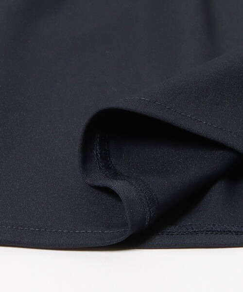 BEAMS GOLF(ビームスゴルフ)の「ORANGE LABEL / ウエスト切替 コンビ ワンピース(UVカット)(ワンピース・レディース・ネイビー/ブラック・SMALL/LARGE)」の4枚目の写真