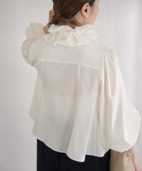 IENA(イエナ)の「&NAVY シアーボウタイブラウス(シャツ/ブラウス・レディース・ネイビー/ホワイト×ホワイト・FREE)」の10枚目の写真