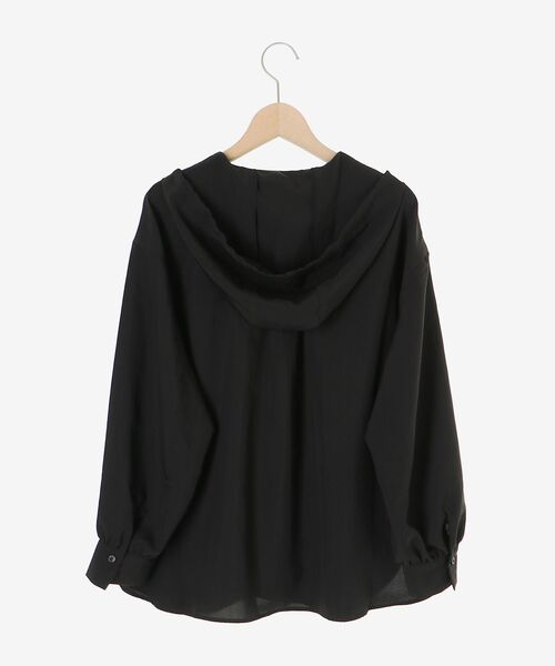 le.coeur blanc(ルクールブラン)の「エアータンブラーフードブラウス(シャツ/ブラウス・レディース・ブラック/オフホワイト/ライトグリーン・38)」の15枚目の写真