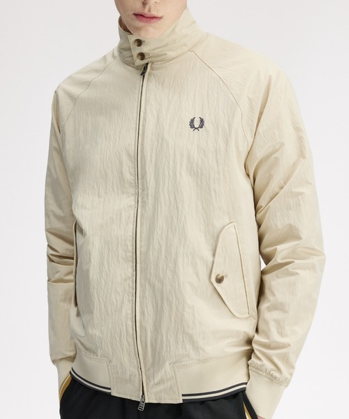 FRED PERRY（フレッドペリー）の「Crinkle Harrington Jacket／シワ加工ハリントンジャケット（ブルゾン・メンズ・オートミール/ネイビー/レッド・L/M/S）」の9枚目の写真
