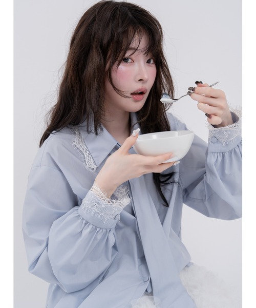 mellowneon（メロウネオン）の「ネクタイセットレースドッキングシャツ（シャツ/ブラウス・レディース・ストライプ/チェック/ブルー/ホワイト系・FREE）」の15枚目の写真