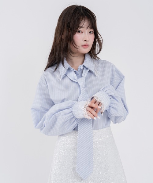 mellowneon（メロウネオン）の「ネクタイセットレースドッキングシャツ（シャツ/ブラウス・レディース・ストライプ/チェック/ブルー/ホワイト系・FREE）」の10枚目の写真