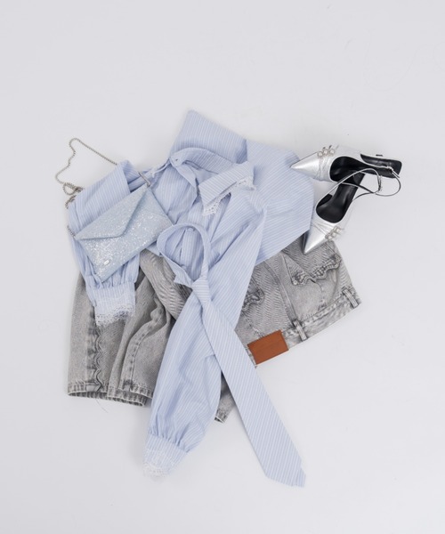 mellowneon（メロウネオン）の「ネクタイセットレースドッキングシャツ（シャツ/ブラウス・レディース・ストライプ/チェック/ブルー/ホワイト系・FREE）」の13枚目の写真