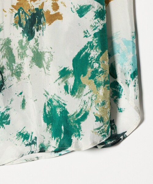 SACRA（サクラ）の「＜SACRA＞フローラプリント ノースリーブブラウス（シャツ/ブラウス・レディース・ケリーグリーン・38）」の14枚目の写真