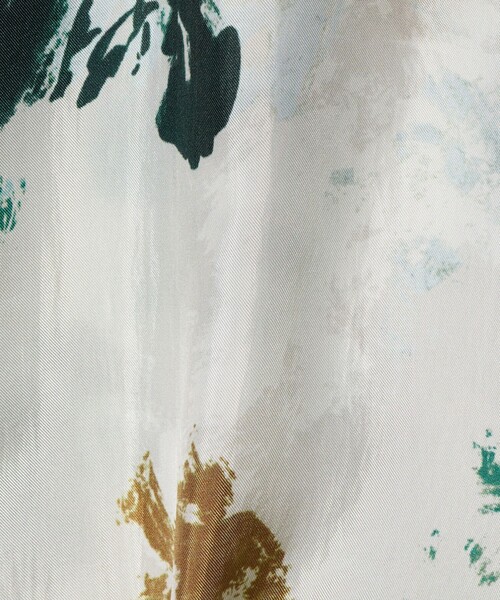 SACRA（サクラ）の「＜SACRA＞フローラプリント ノースリーブブラウス（シャツ/ブラウス・レディース・ケリーグリーン・38）」の16枚目の写真