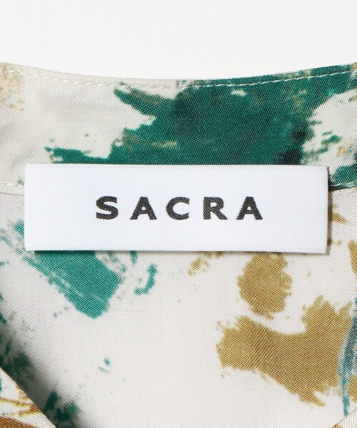 SACRA（サクラ）の「＜SACRA＞フローラプリント ノースリーブブラウス（シャツ/ブラウス・レディース・ケリーグリーン・38）」の17枚目の写真