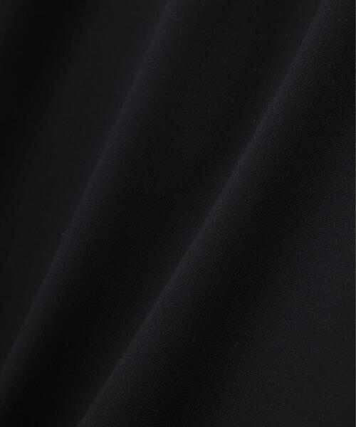 MARGARET HOWELL(マーガレットハウエル)の「FINE WOOL POPLIN(テーラードジャケット・レディース・ブラック・2/1/3)」の12枚目の写真