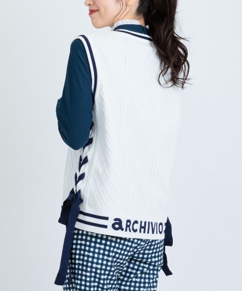 archivio(アルチビオ)の「<LADIES>サイドリボンケーブルニットベスト(ベスト・レディース・ホワイト/レッド/ネイビー・M/S)」の12枚目の写真