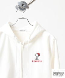 PEANUTS フレンズ柄裏起毛ジップパーカー